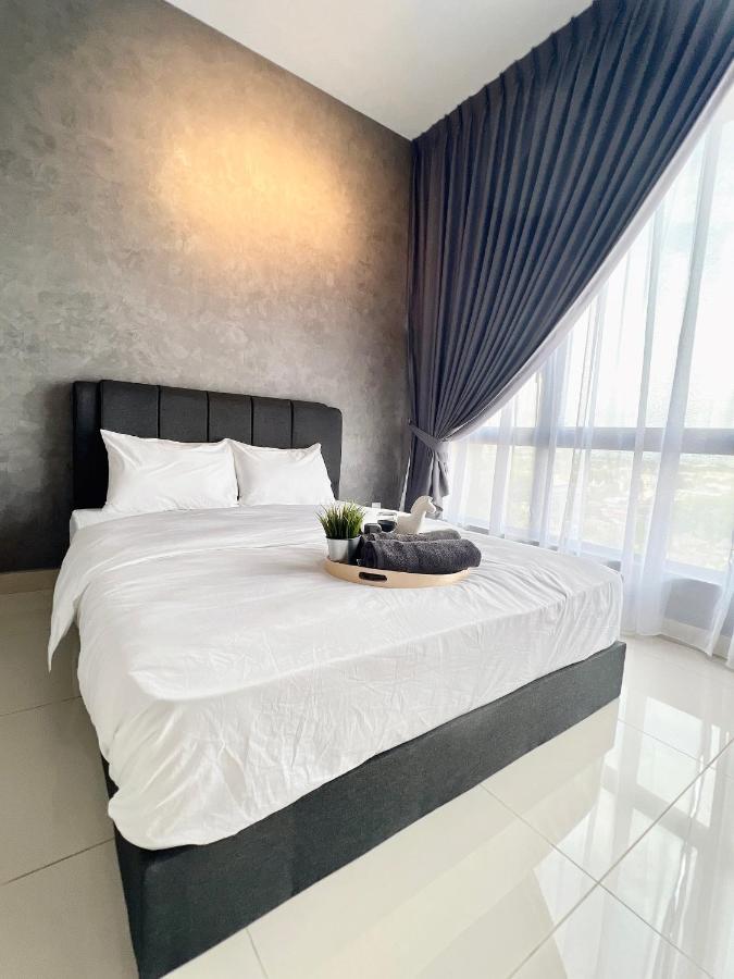 The Apple Residence & Suites Infinity Pool By Nestcove Malacca Exterior foto
